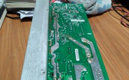 TDA8177场幅压缩故障原因是什么？