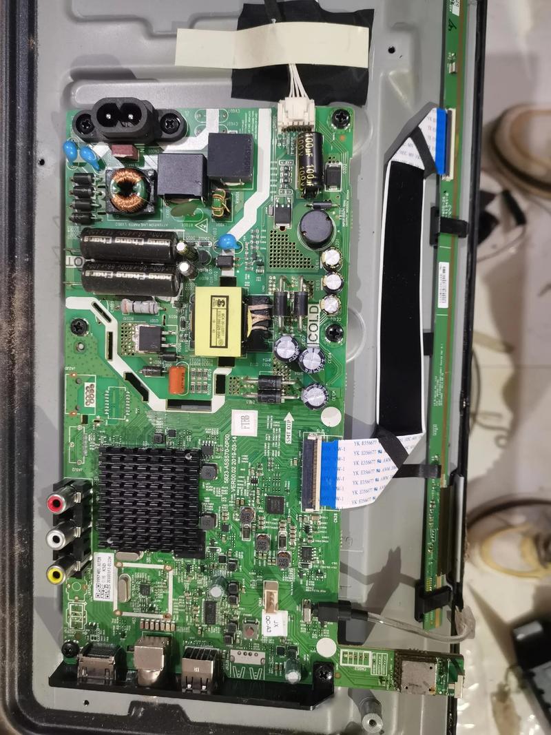 创维32P95WM电源维修-图2