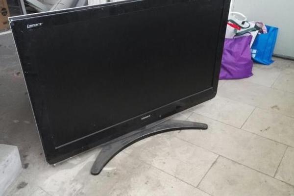 TCL王牌电视维修电话是多少？-图1