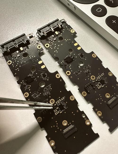 Apple TV遥控器坏了怎么修?-图1 Apple TV遥控器坏了怎么修?-图1