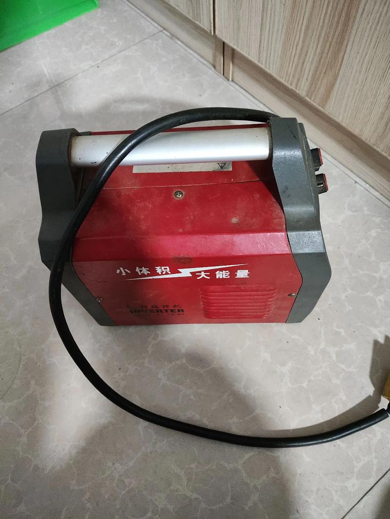 PFC电压仅300伏，故障原因是什么？-图1