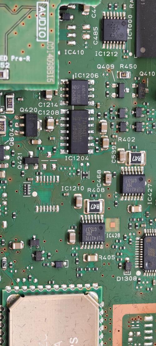 先科便携DVD屏幕故障怎么修?-图1 先科便携DVD屏幕故障怎么修?-图1