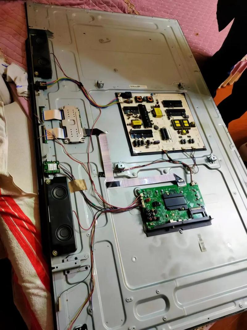 康佳CRT电视画面放大故障如何维修？-图1