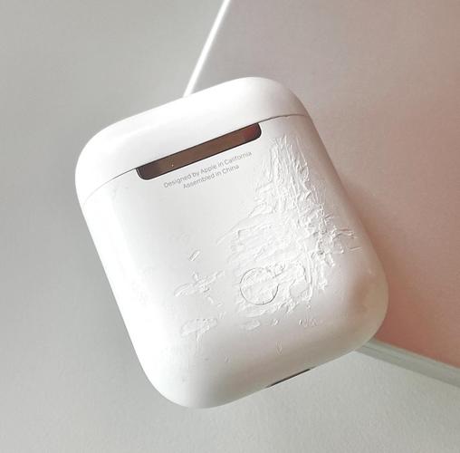 AirPods摔了怎么修？维修费用高吗？-图2