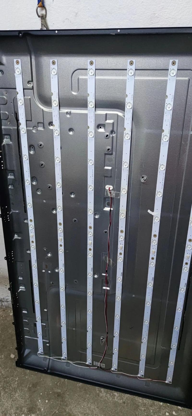 液晶电视led灯条故障维修-图1