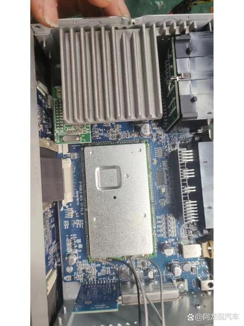 车载dvd导航一体机维修，故障排查方法有哪些？-图1