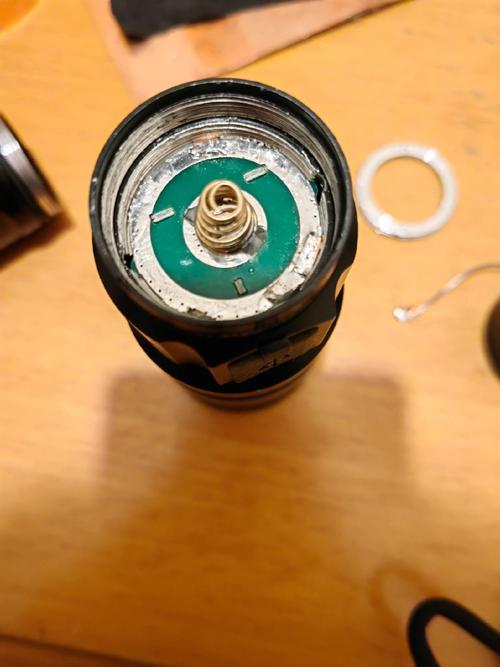 最简单LED手电筒怎么修?三步搞定?-图3 最简单LED手电筒怎么修?三步搞定?-图3