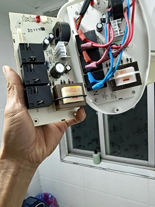 热水器电源控制板坏了怎么修？-图2