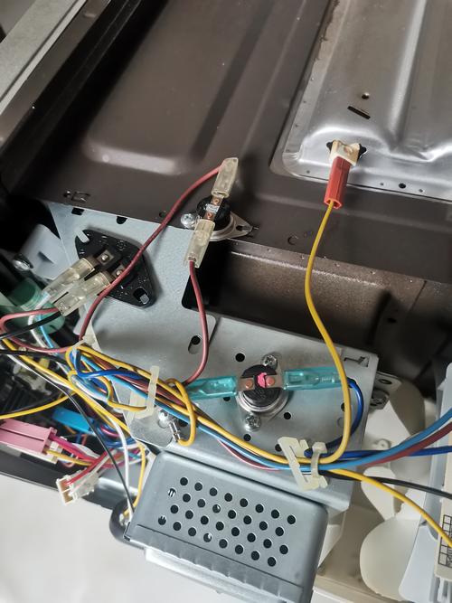 微波炉磁控管维修费多少钱？-图3