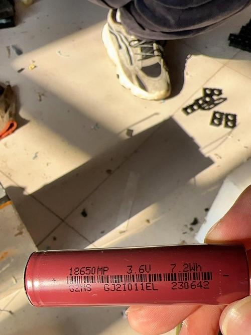 12伏大电瓶充电器维修有何常见故障?-图2 12伏大电瓶充电器维修有何常见故障?-图2