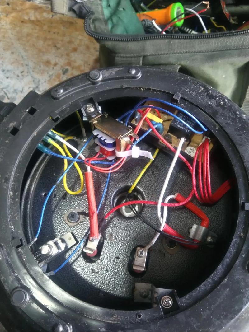 格力电压力锅哪里维修点-图3 格力电压力锅哪里维修点-图3