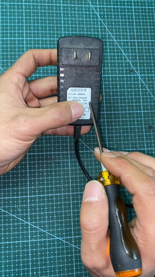 开关电源适配器无输出如何维修?-图2 开关电源适配器无输出如何维修?-图2