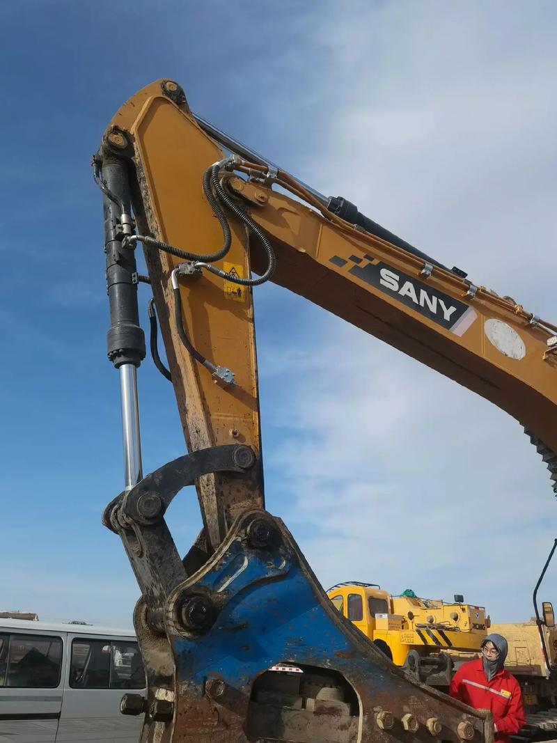 国产液压锤品牌怎么选?-图1 国产液压锤品牌怎么选?-图1