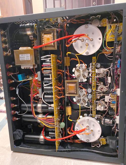 功放坏了一声道怎么维修-图3