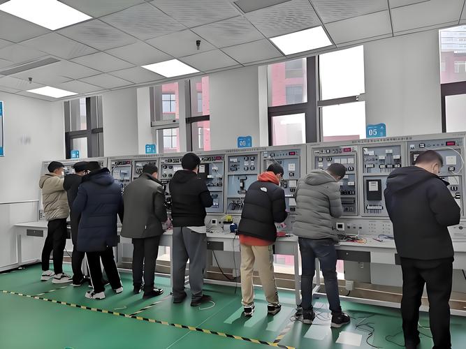 上海三菱机器人维修培训哪里学靠谱?-图3 上海三菱机器人维修培训哪里学靠谱?-图3