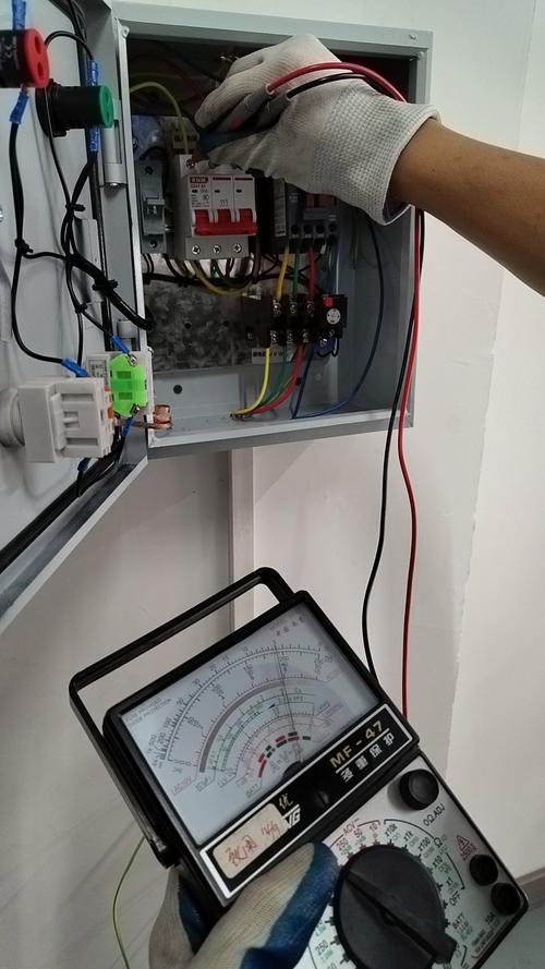 万用表测电压不准?修哪里?-图1 万用表测电压不准?修哪里?-图1