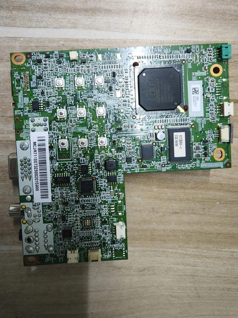 gm4o投影仪主板故障如何维修?-图2 gm4o投影仪主板故障如何维修?-图2