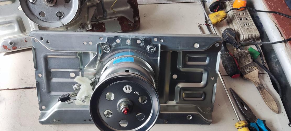 荣事达洗衣机离合器坏了怎么修？-图2