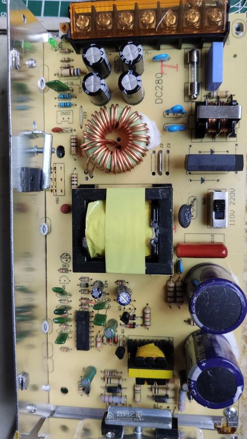 12V开关电源雷击后如何快速修复？-图2