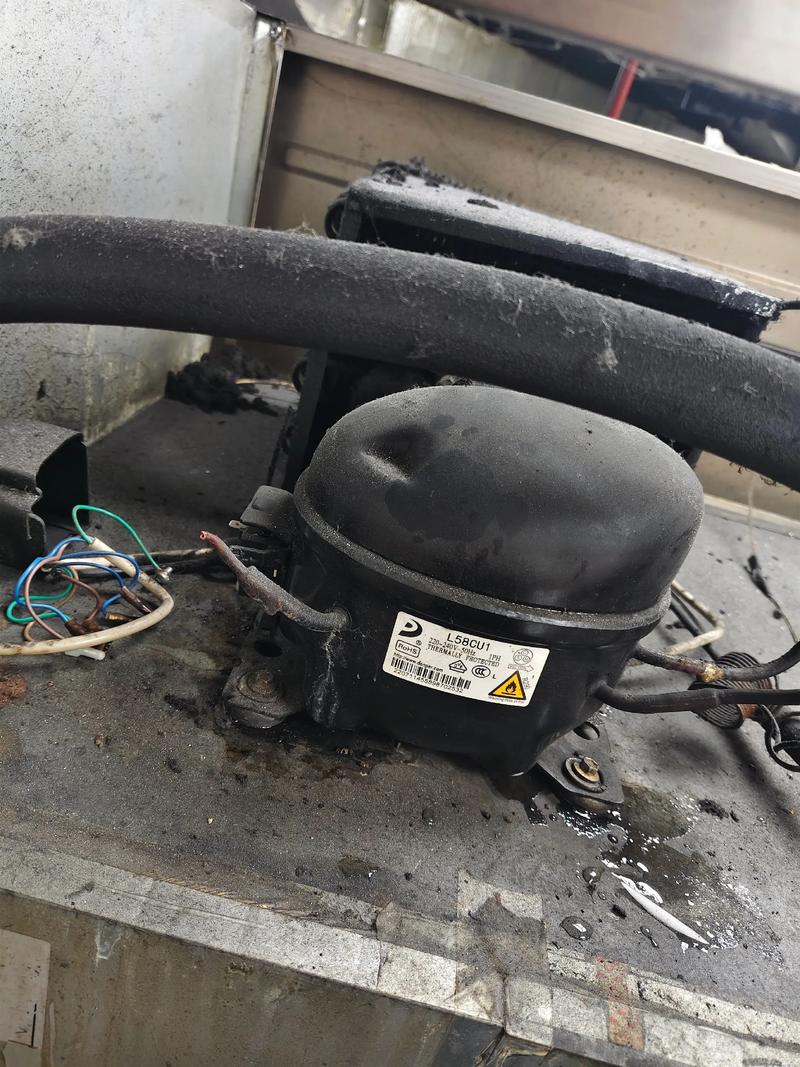 冰箱开背维修后,为何必须重新发泡?-图2 冰箱开背维修后,为何必须重新发泡?-图2