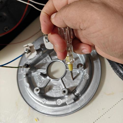 发热盘不热维修费用多少？-图2