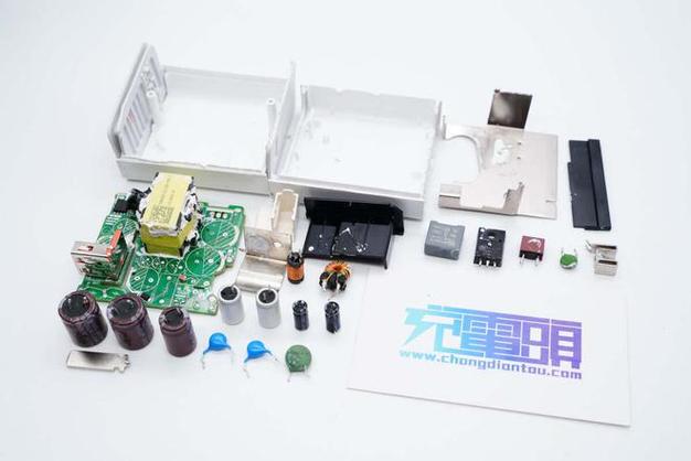 小米充电器维修拆解,内部有何玄机?-图2 小米充电器维修拆解,内部有何玄机?-图2