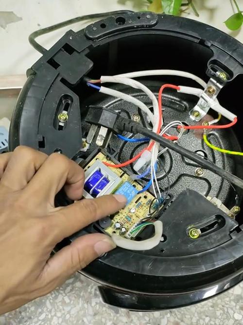 电压力锅定时器坏了怎么修?-图3 电压力锅定时器坏了怎么修?-图3