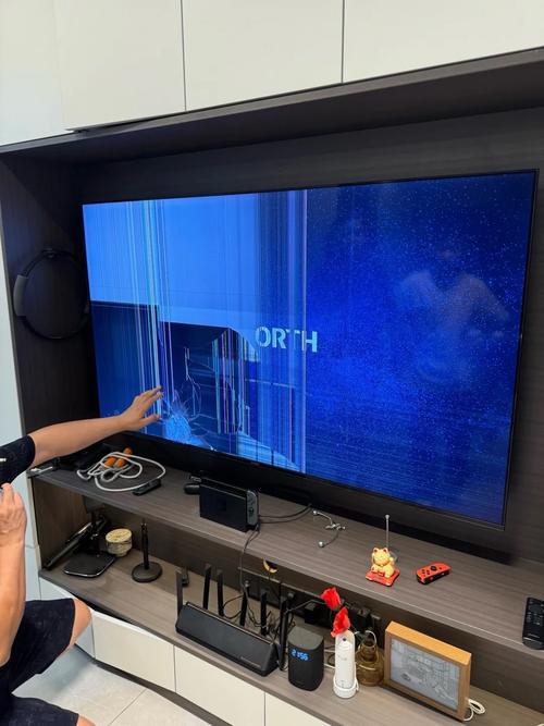 TCL液晶电视屏坏了,维修要花多少钱?-图3 TCL液晶电视屏坏了,维修要花多少钱?-图3