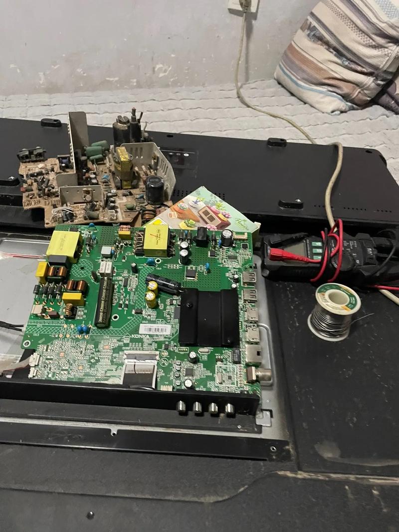 液晶电视烧坏维修费用多少?-图1 液晶电视烧坏维修费用多少?-图1