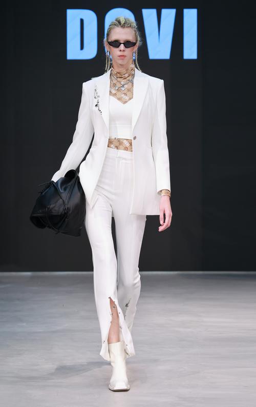 深圳YR女装，意大利品牌有何独特魅力？-图2