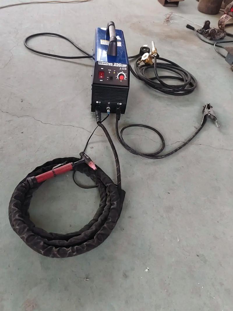 成都瑞凌氩弧焊机维修点在哪里?-图1 成都瑞凌氩弧焊机维修点在哪里?-图1