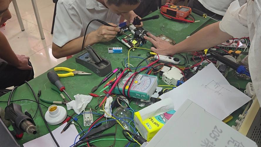 电子设备维修关于什么的-图1 电子设备维修关于什么的-图1