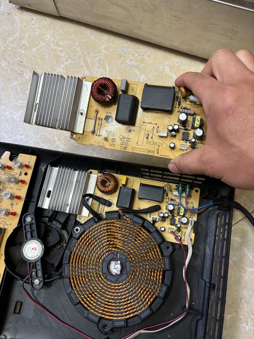 美的电磁炉2102维修-图2