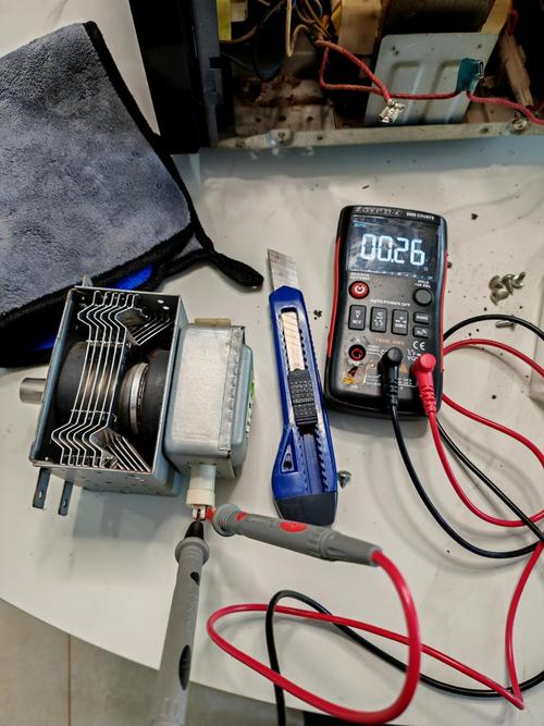 微波炉加热故障维修费该谁承担?-图1 微波炉加热故障维修费该谁承担?-图1