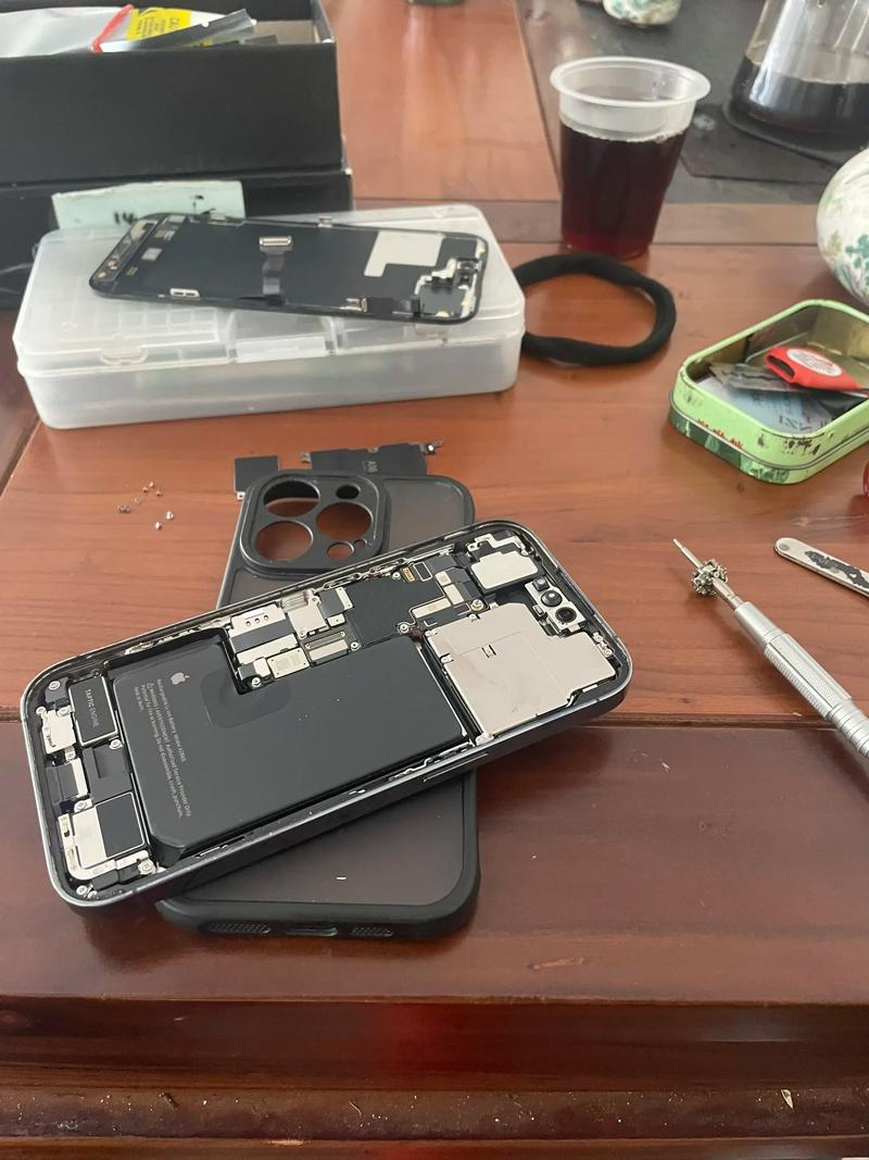 苹果背光灯电路坏了怎么修？-图2