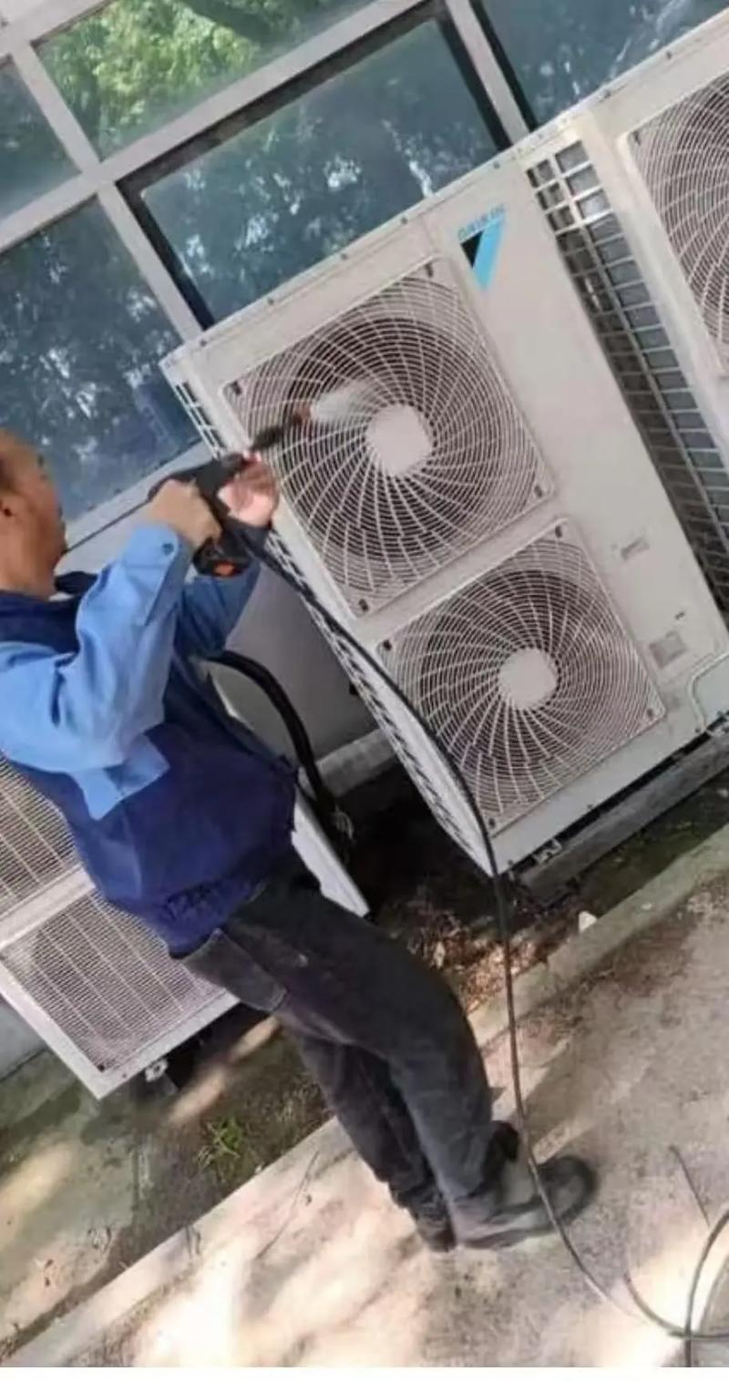 家用中央空调维修方便吗？-图3