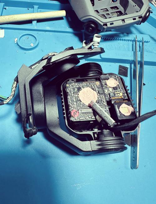 无人机无刷电机噪声如何维修？-图1