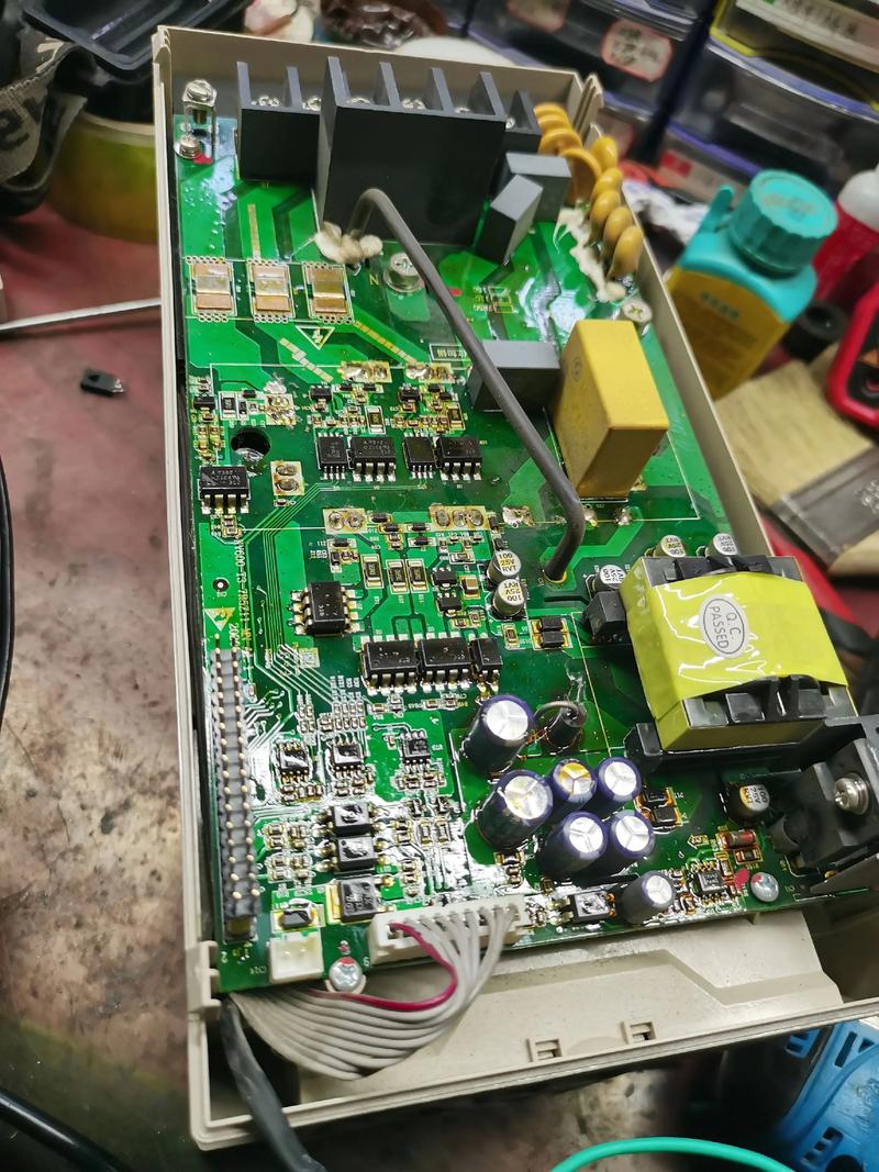 220V变频器维修常见问题有哪些?-图1 220V变频器维修常见问题有哪些?-图1