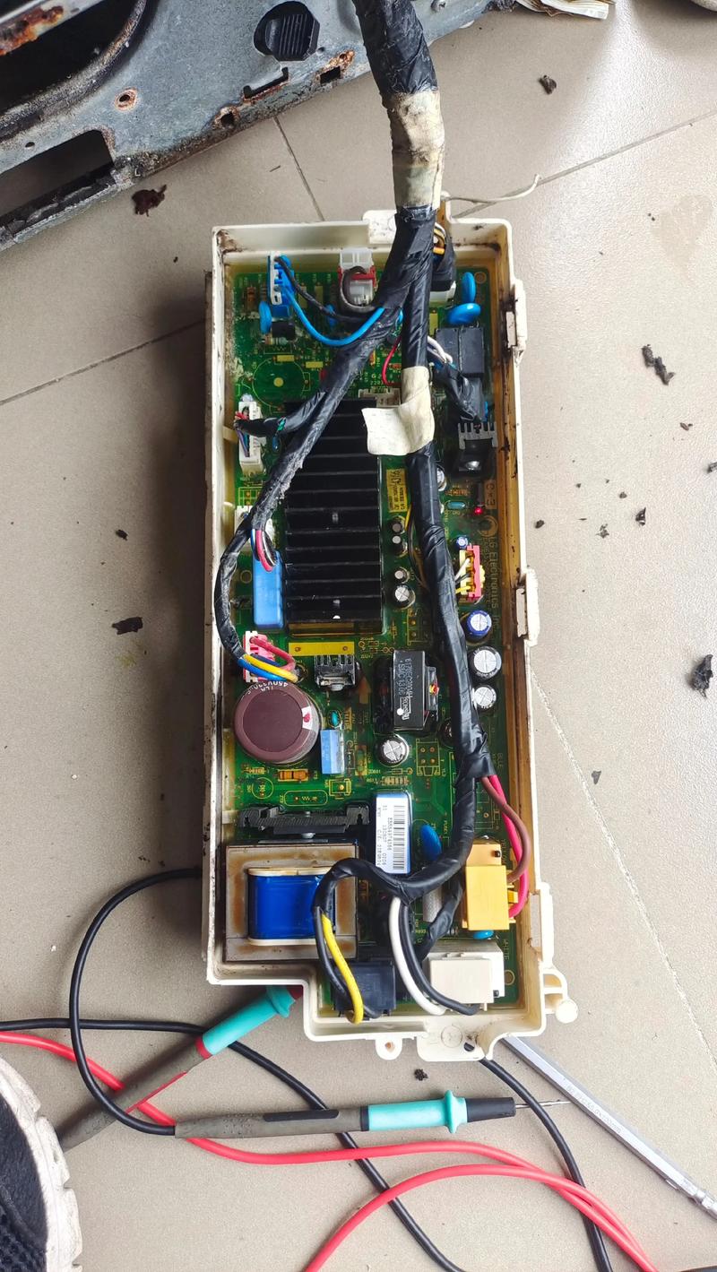 LG滚筒洗衣机主板坏了怎么修？-图1