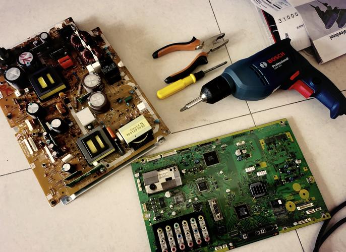 维修等离子电视 电路板-图1