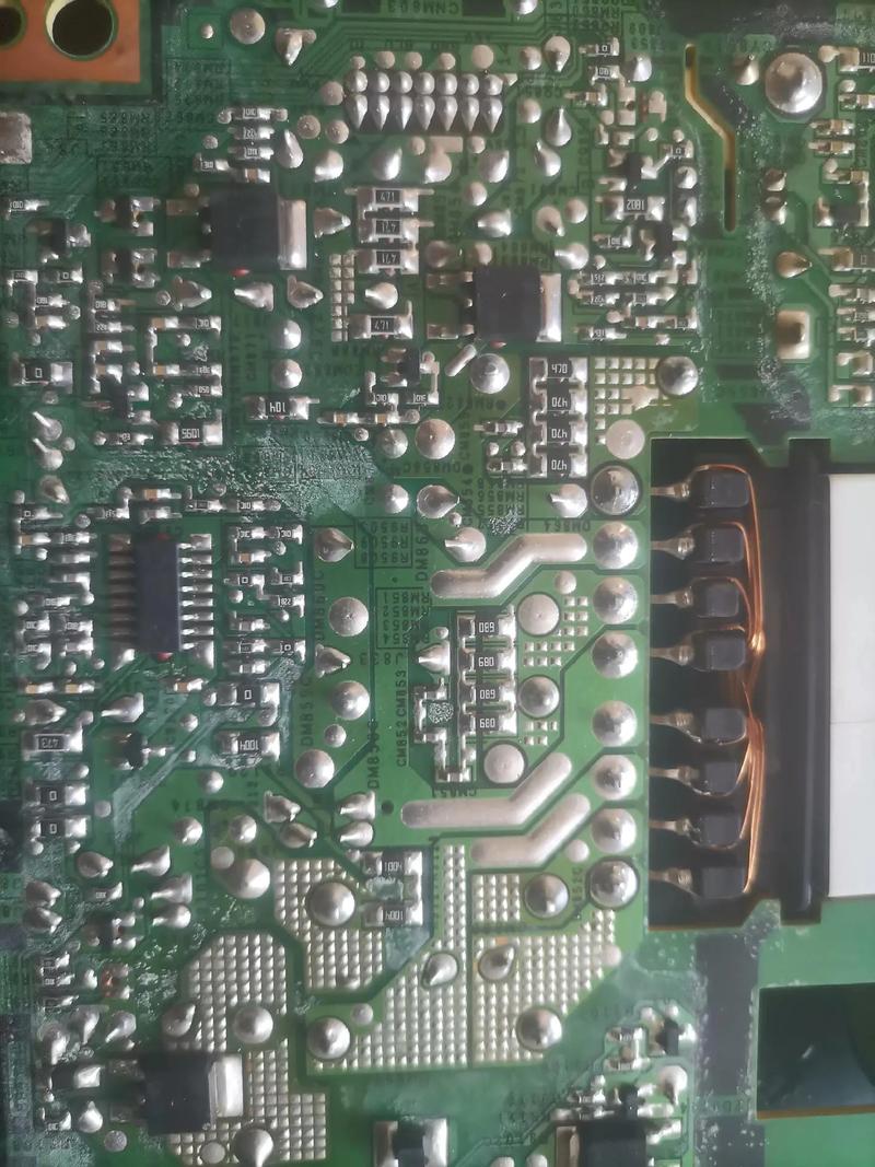 32寸液晶背光不亮维修-图1 32寸液晶背光不亮维修-图1