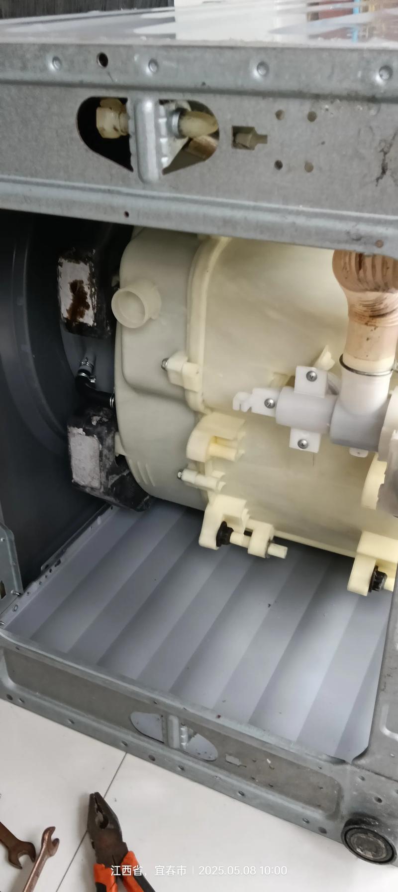 滚筒洗衣机电路维修，自己动手能搞定吗？-图1