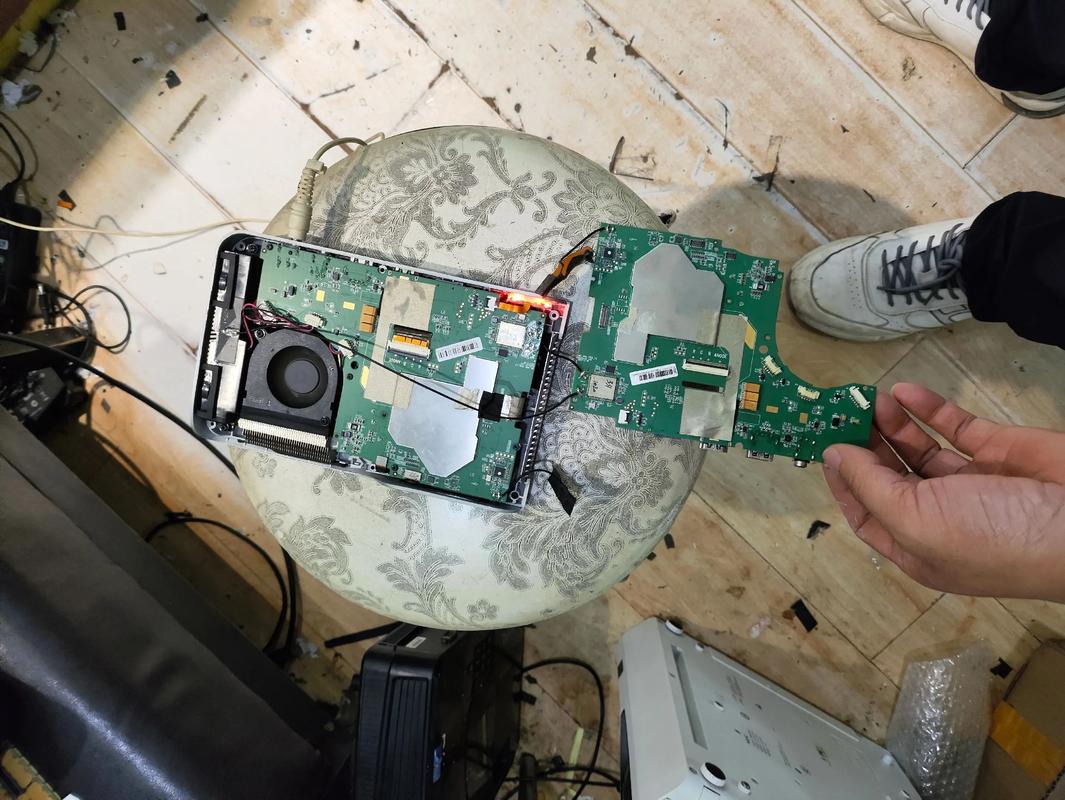 投影机电源供电电路故障怎么修？-图2