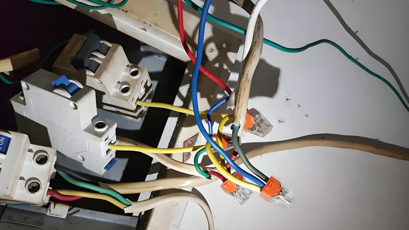 电闸跳闸维修要花多少钱？-图2