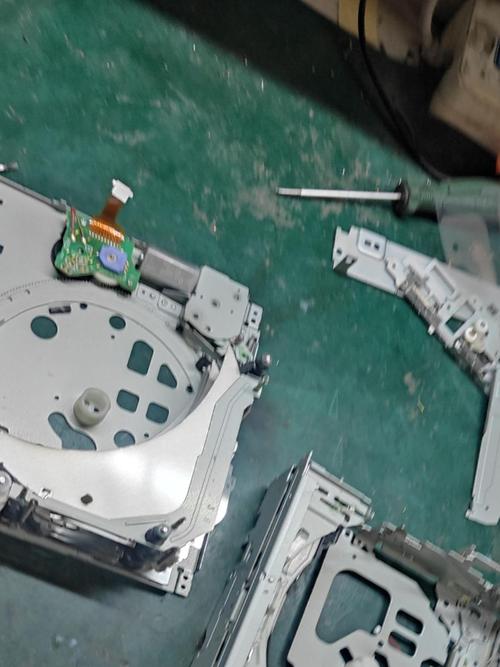汽车CD光头维修费用多少?-图1 汽车CD光头维修费用多少?-图1