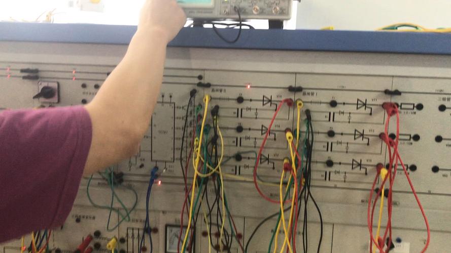 电子维修控制系统需检查什么？-图2