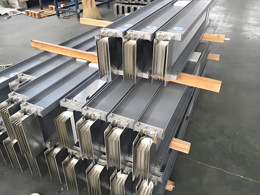 国产母线槽品牌哪家强？-图1