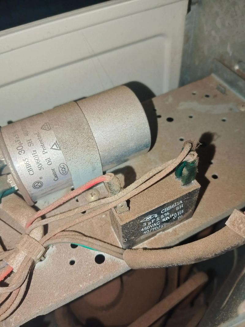 三菱空调维修，电容故障怎么判断？-图2