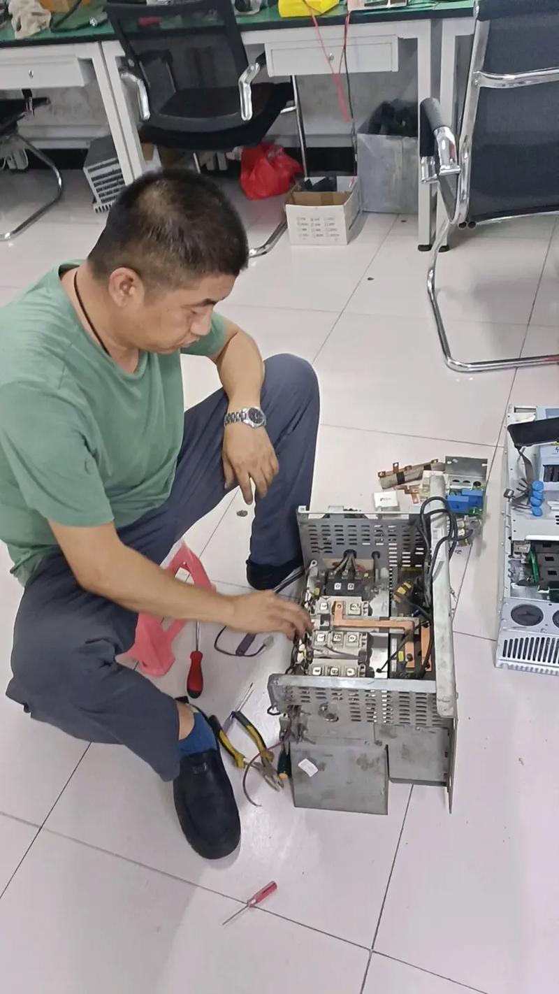 ABB变频器维修培训哪里学?-图3 ABB变频器维修培训哪里学?-图3