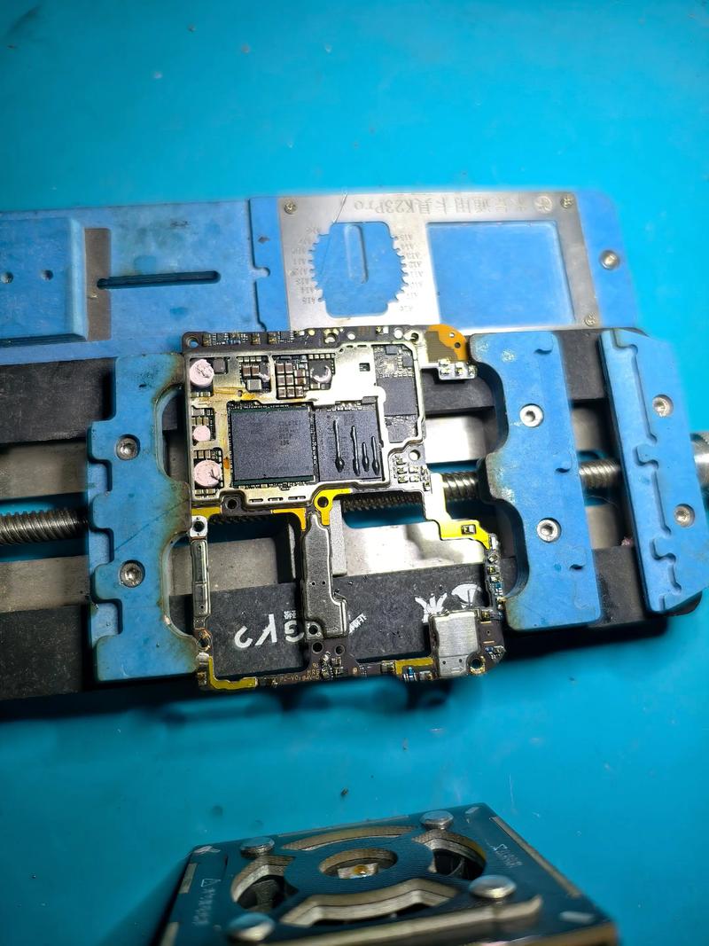 手机CPU虚焊维修视频，如何自己动手？-图1
